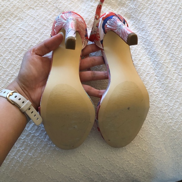 NWOT Just Fab coral and purple floral heels - Picture 8 of 12